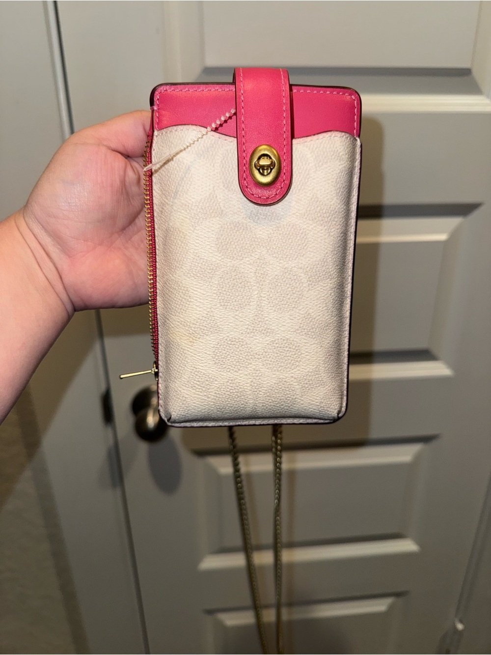 ✨ NWT Coach Signature Canvas Phone Crossbody / Lanyard – Pink & Chalk ✨